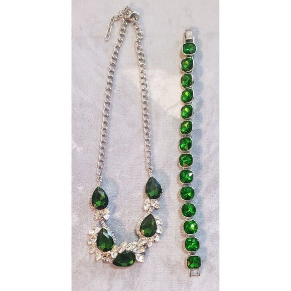 Emerald Green Silver Tone Necklace And Bracelet Set Faceted Rhinestone Jewelry - Picture 2 of 8